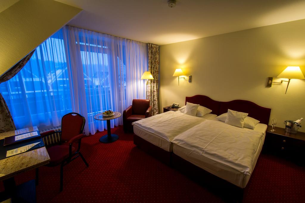 Sachsenwald Hotel ไรน์เบ็ค ภายนอก รูปภาพ