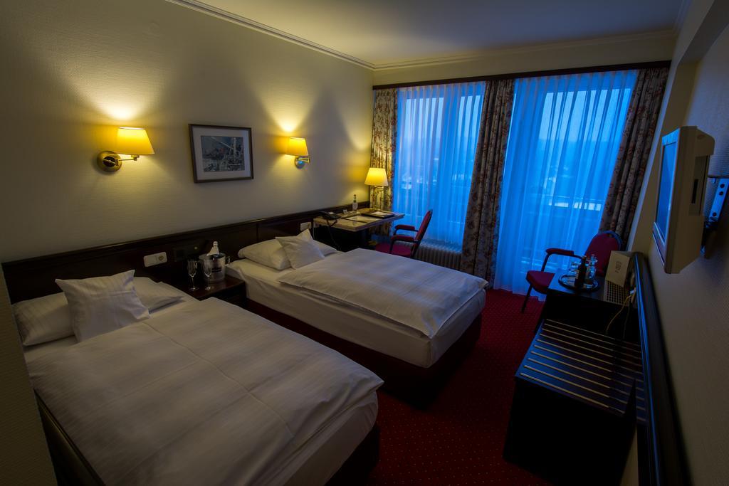 Sachsenwald Hotel ไรน์เบ็ค ภายนอก รูปภาพ