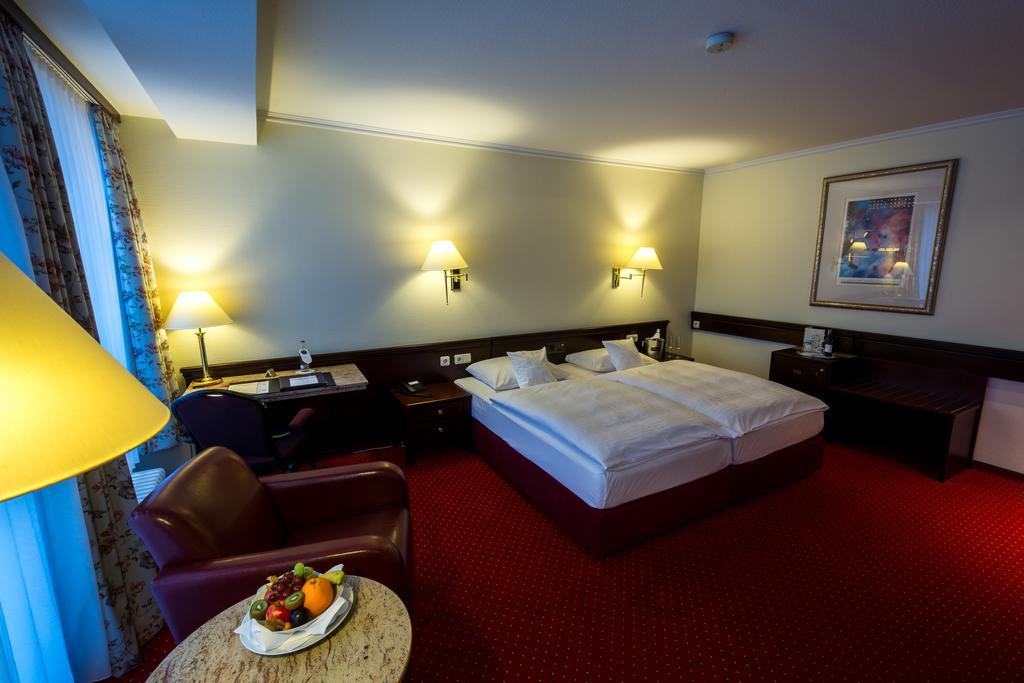 Sachsenwald Hotel ไรน์เบ็ค ภายนอก รูปภาพ