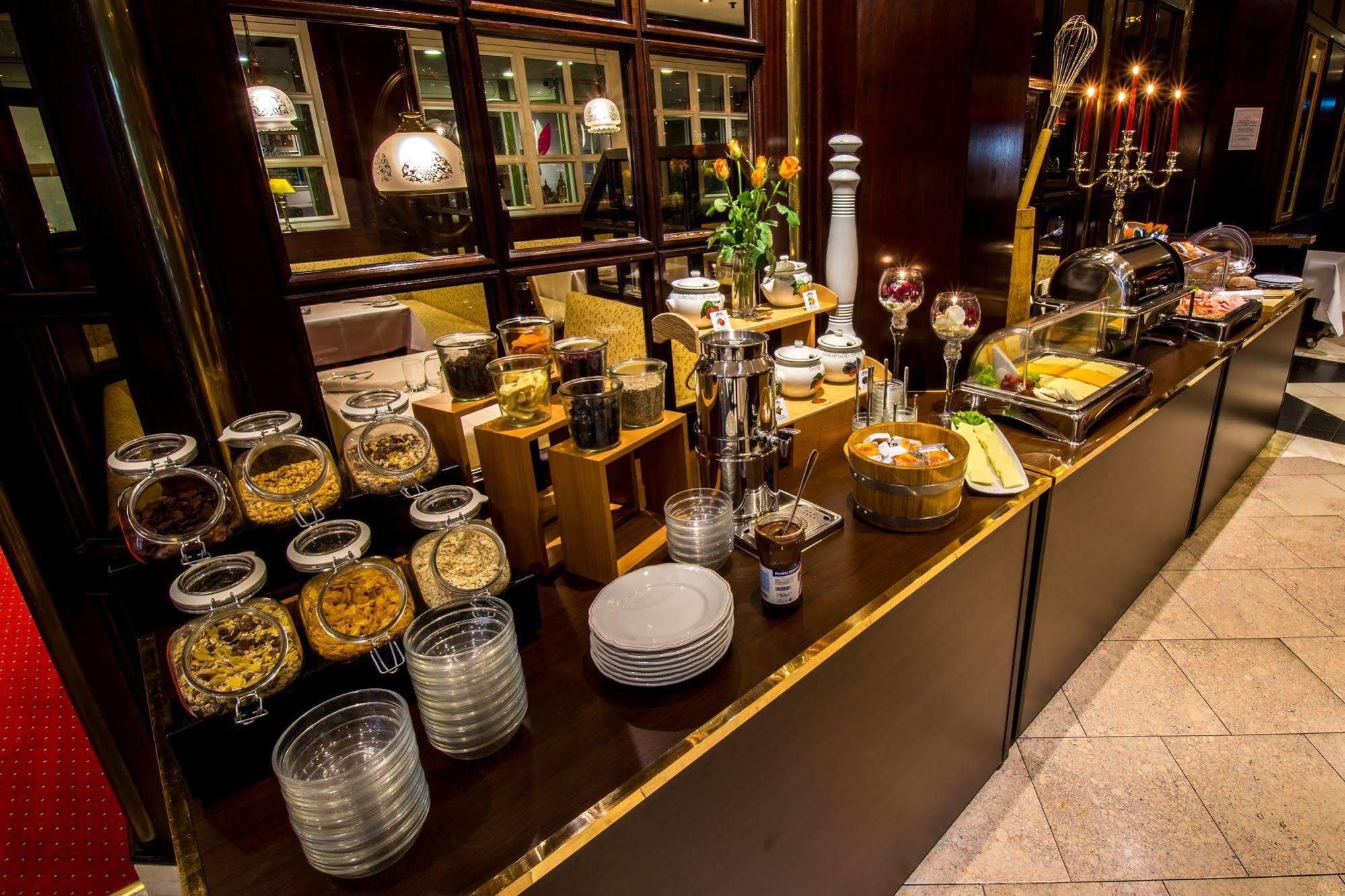 Sachsenwald Hotel ไรน์เบ็ค ภายนอก รูปภาพ